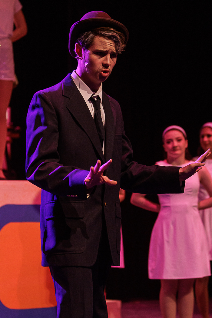 Review: CATCH ME IF YOU CAN: THE MUSICAL at Sheyenne Theatre Image