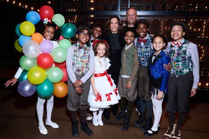 Photos: Kamala Harris Attends GYPSY and Poses with Audra McDonald and Company  Image