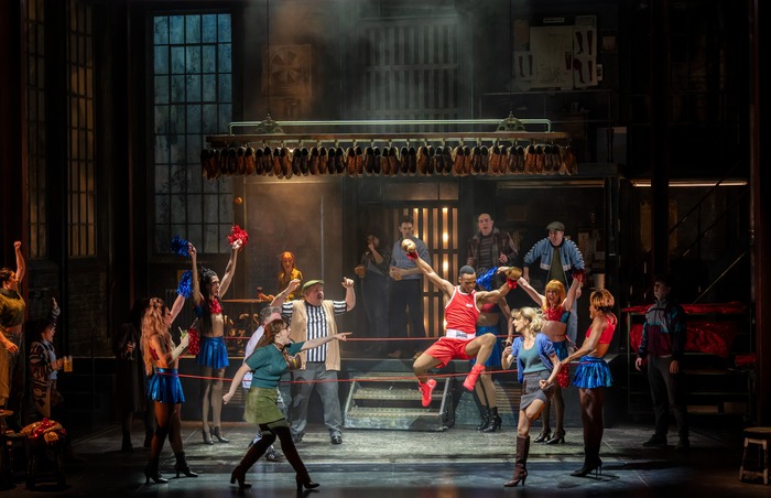 Photos: First Look At KINKY BOOTS New UK & Ireland Tour  Image