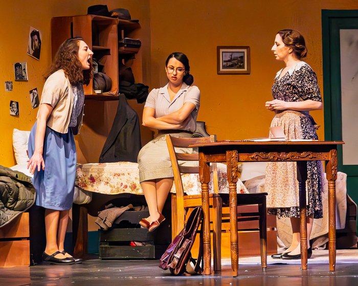 Photos: THE DIARY OF ANNE FRANK At Algonquin Arts Theatre  Image