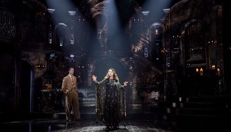 Exclusive: SUNSET BOULEVARD Stars, Directors Reflect on the Show’s Traditional, Stripped-Down Stagings  Image