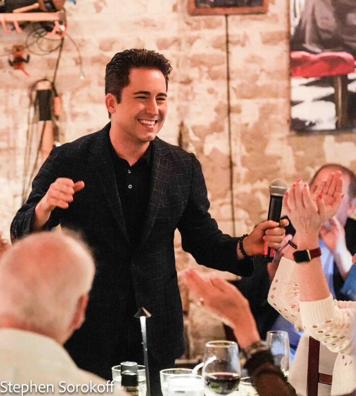 Photos: John Lloyd Young Surprises Open Mic Audience at Cafe Centro  Image