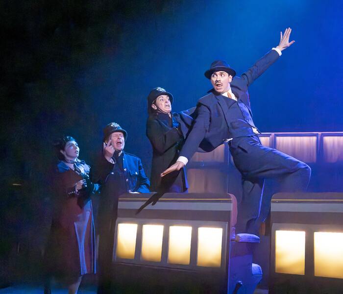 Photos: THE 39 STEPS is Now Playing at Salisbury Playhouse  Image