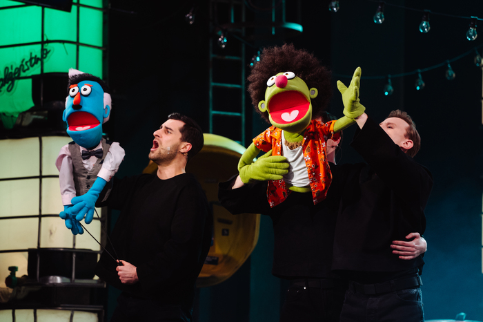 Review: AVENUE Q at Teatr Muzyczny Poznan  Image