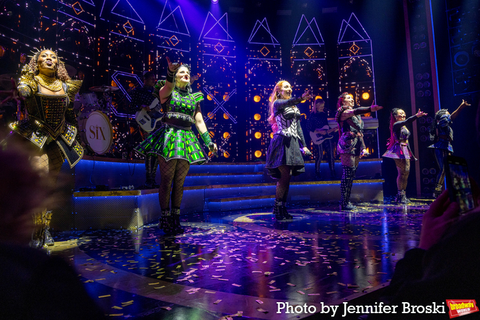 Photos: New SIX Queens Take First Bows on Broadway  Image