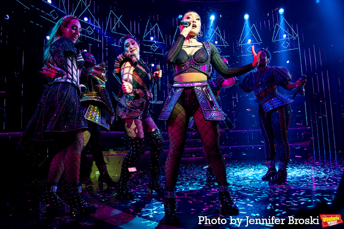 Photos: New SIX Queens Take First Bows on Broadway Image