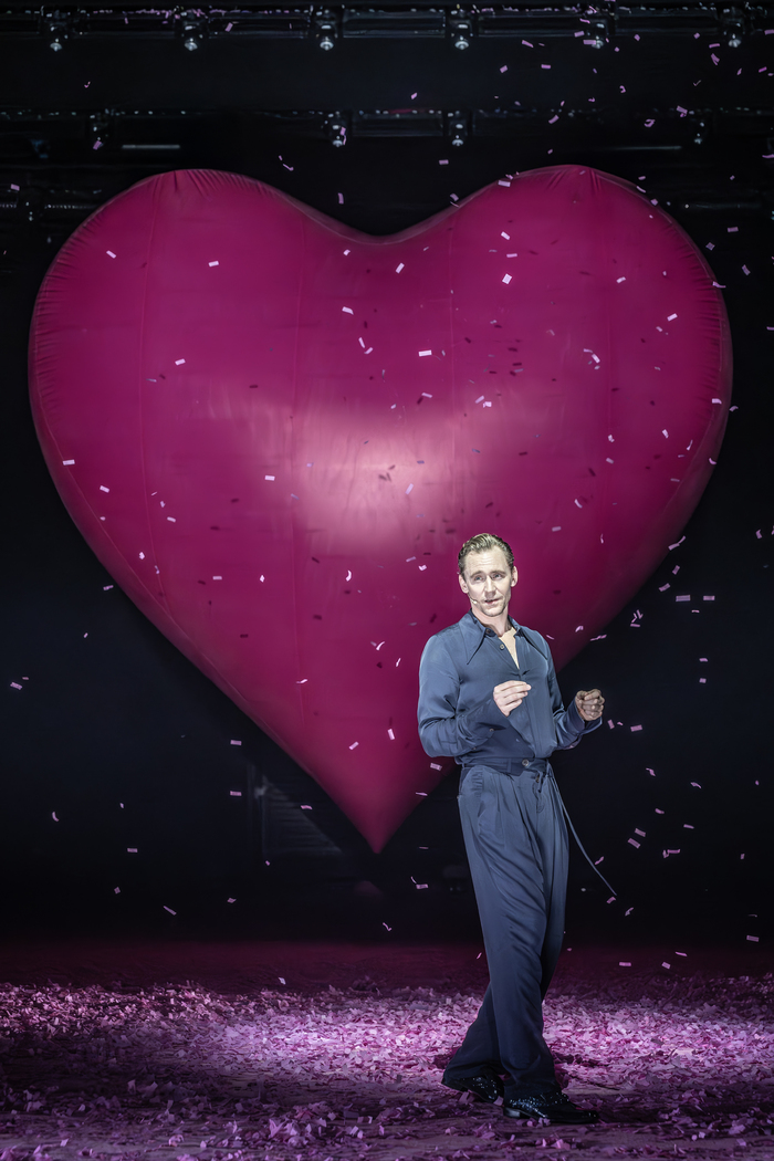 Photos: Tom Hiddleston, Hayley Atwell and More in MUCH ADO ABOUT NOTHING  Image