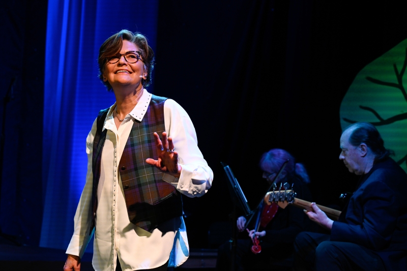 Review: UNCONDITIONAL, A MUSICAL MEMOIR at Skylight Theatre  Image