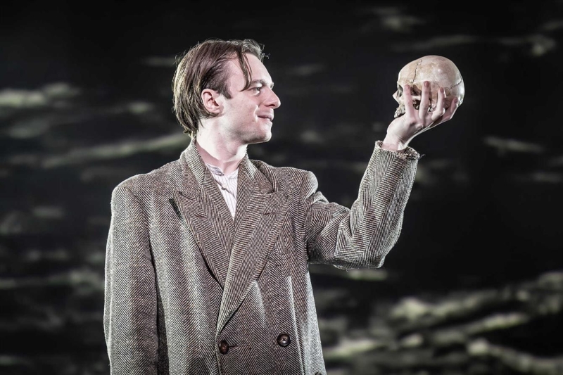 Review: HAMLET, Royal Shakespeare Theatre  Image