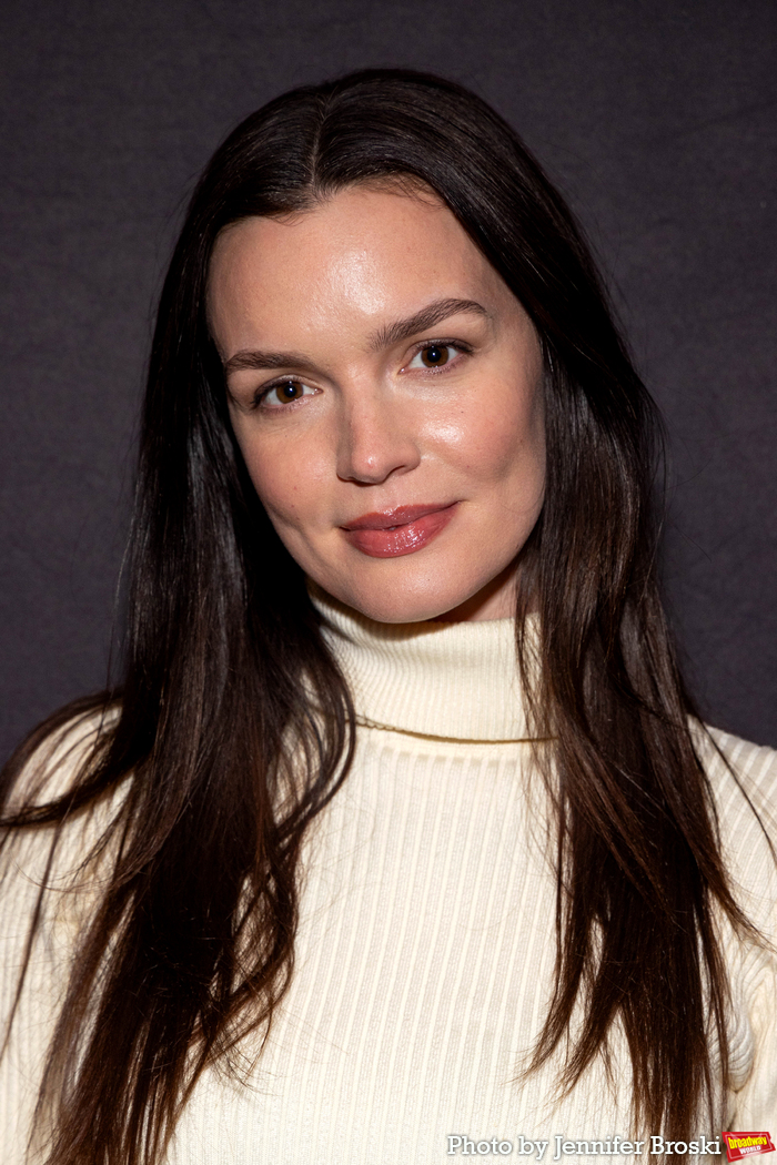 Jennifer Damiano Photo