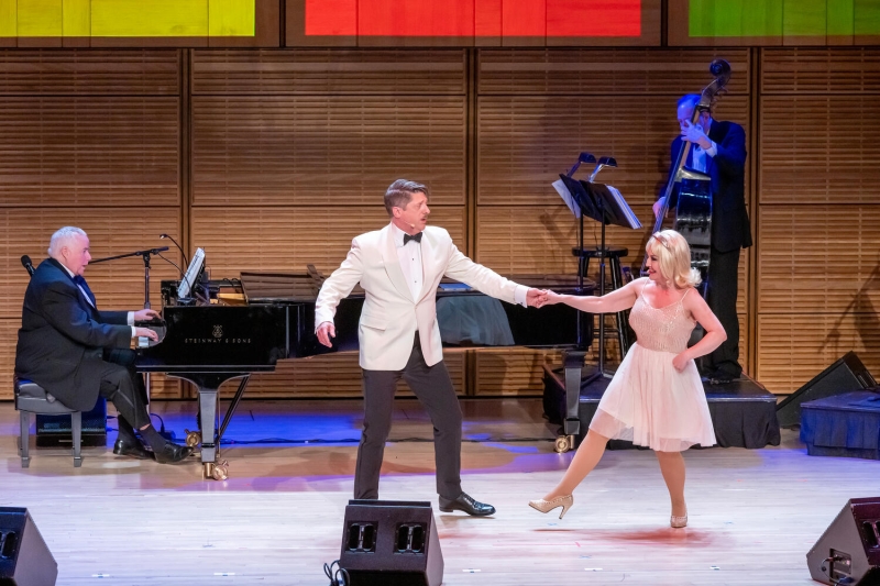 Review: PETE 'N' KEELY at Carnegie Hall Is Laugh-Out-Loud Fun  Image