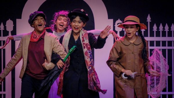 Review: Global Jaya's Mary Poppins Jr. is Supercalifragilisticexpialidocious  Image