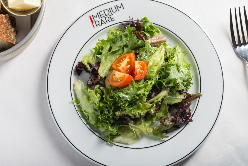 Review: MEDIUM RARE-Your Delectable Steak Dinner is Now Available Murray Hill Image