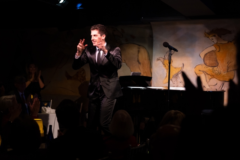 Review: Singer-Songwriter Anthony Nunziata Warmed the Heart at Café Carlyle  Image