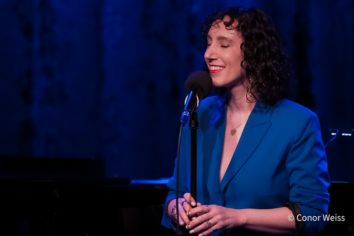 Photos: See Highlights from Gabrielle Stravelli's Stunning Show at Birdland  Image