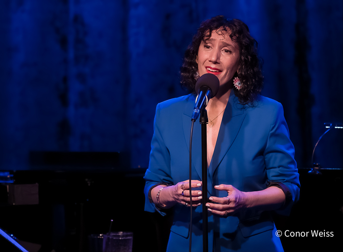 Photos: See Highlights from Gabrielle Stravelli's Stunning Show at Birdland  Image