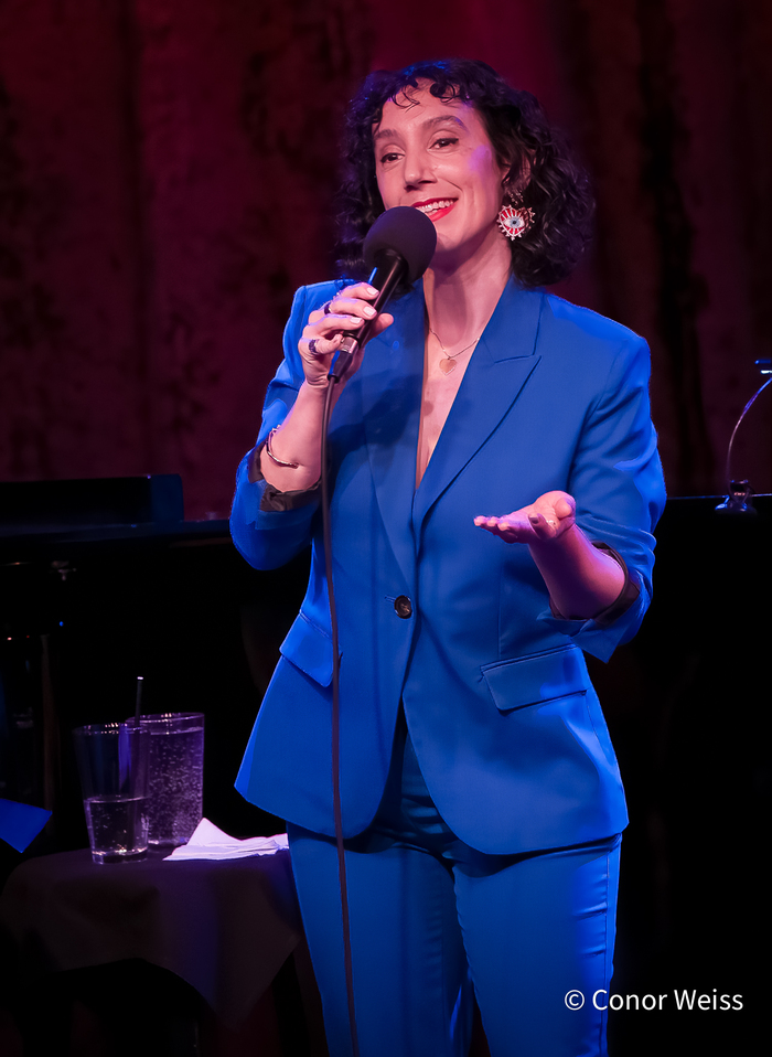 Photos: See Highlights from Gabrielle Stravelli's Stunning Show at Birdland  Image