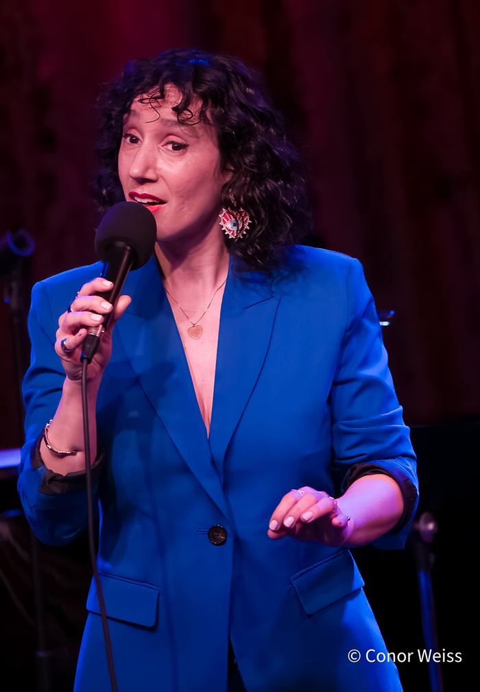 Photos: See Highlights from Gabrielle Stravelli's Stunning Show at Birdland  Image