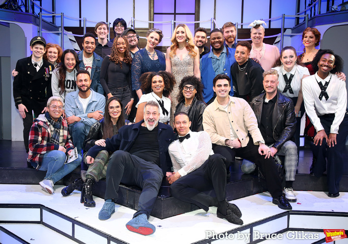 Joey Fatone with cast from '&Juliet' pose with The Cast & Company of 'Titanique' including Andrew Keenan Bolger, Lisa Howard, Dee Roscioli, Michael Di Liberto and Cassadee Pope, Callum Francis and Rae Daven at 