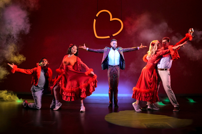 Photos: NOBODY LOVES YOU At American Conservatory Theater Image