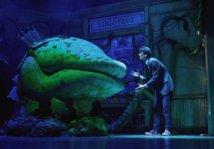 Exclusive Photos: Elizabeth Gillies & Milo Manheim Shine in LITTLE SHOP OF HORRORS Off-Broadway Image