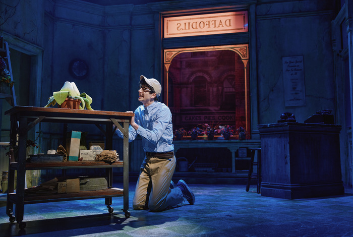 Exclusive Photos: Elizabeth Gillies & Milo Manheim Shine in LITTLE SHOP OF HORRORS Off-Broadway Image