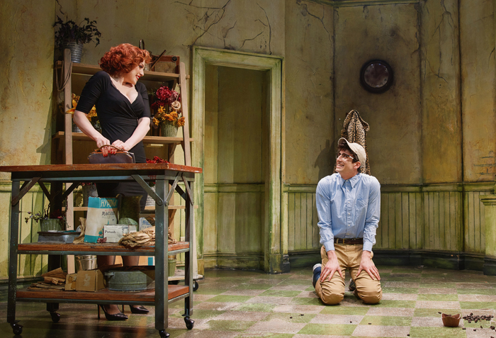 Exclusive Photos: Elizabeth Gillies & Milo Manheim Shine in LITTLE SHOP OF HORRORS Off-Broadway Image
