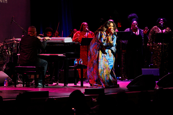 Photos: Town Hall's Celebrates 30 Years Of Singer/Songwriter Faith Evans At KEEPING THE FAITH  Image