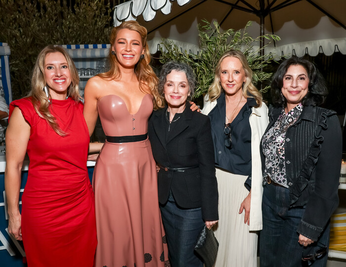 Photos: Andrew Rannells & More Attend ANOTHER SIMPLE FAVOR Premiere Image