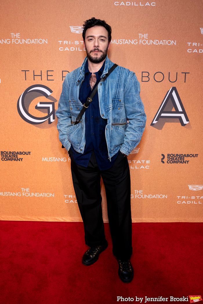 Photos: Roundabout Honors Danny DeVito at 2025 Gala Image