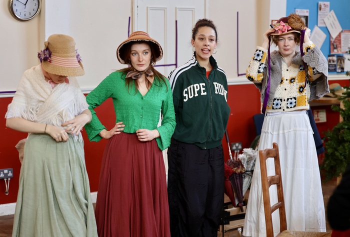 Photos: LITTLE WOMEN UK Tour In Rehearsal Image