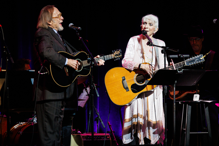 Review: JUDY COLLINS & FRIENDS: 85 YEARS OF PROTEST & MUSIC Stuns at The Town Hall  Image