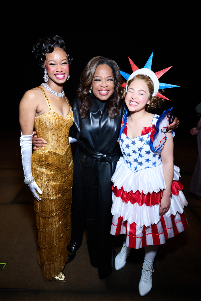 Photos: GYPSY Welcomes Oprah Winfrey For A Backstage Visit  Image