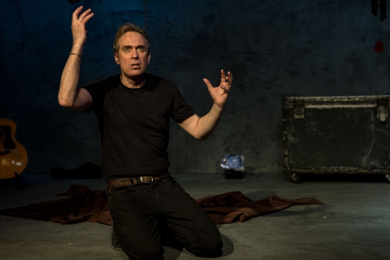 Interview: David Melville His New Solo Show HAMLET (SOLUS) Image