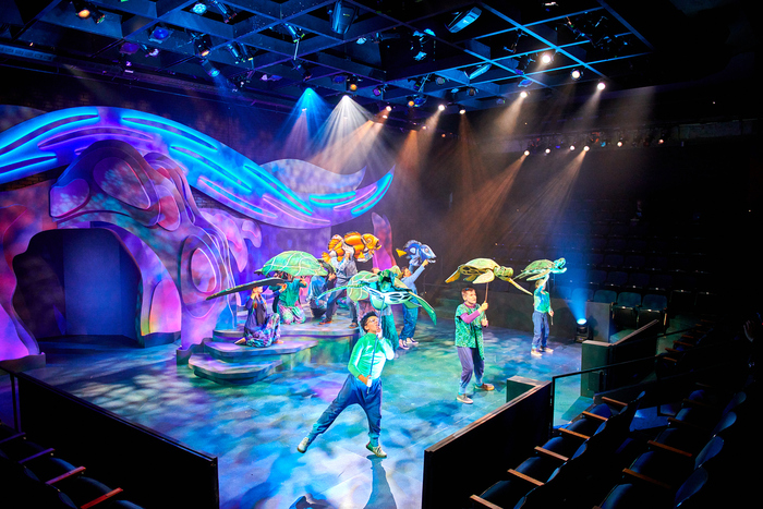 Photos: DISNEY'S FINDING NEMO At First Stage  Image