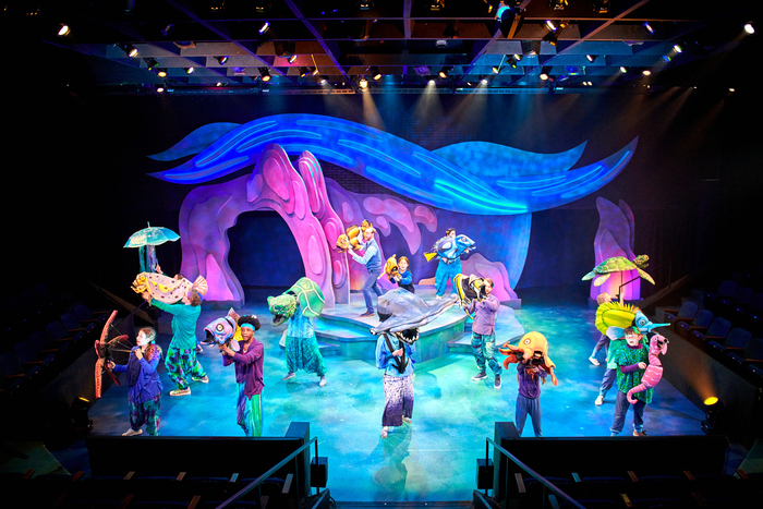 Photos: DISNEY'S FINDING NEMO At First Stage  Image