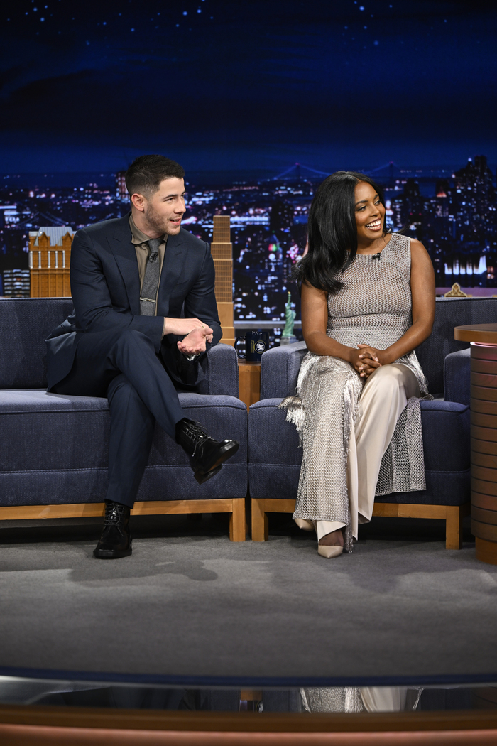 Photo Exclusive: THE LAST 5 YEARS Stars Nick Jonas and Adrienne Warren Stop By THE TONIGHT SHOW  Image