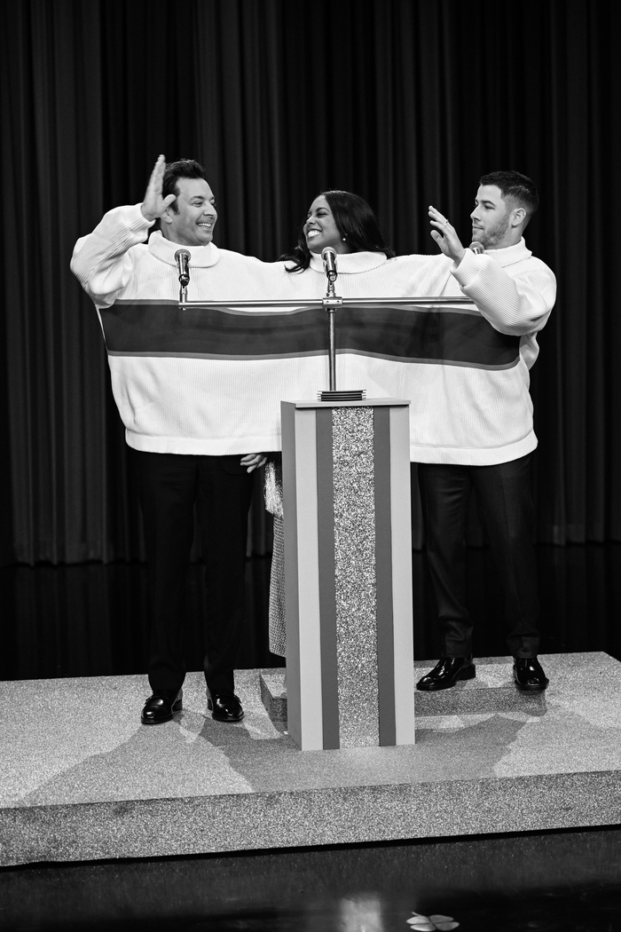 THE TONIGHT SHOW STARRING JIMMY FALLON -- Episode 2108 -- Pictured: (l-r) on Thursday Photo