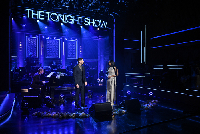 THE TONIGHT SHOW STARRING JIMMY FALLON -- Episode 2108 -- Pictured: (l-r) on Thursday Photo