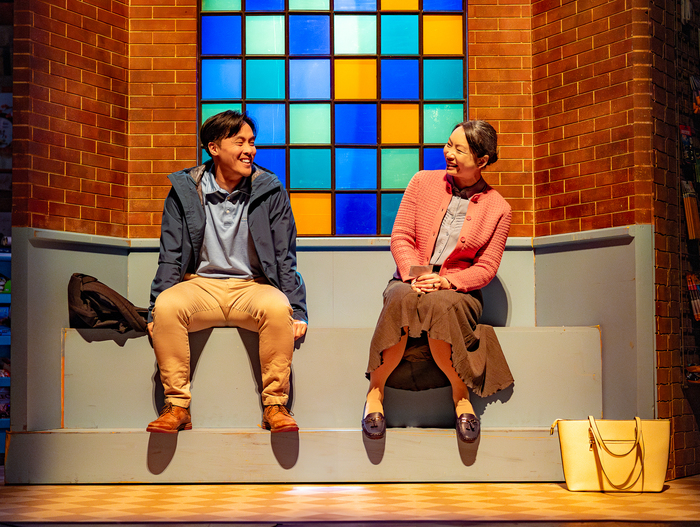 Photos: KIM'S CONVENIENCE UK Tour First Look Image