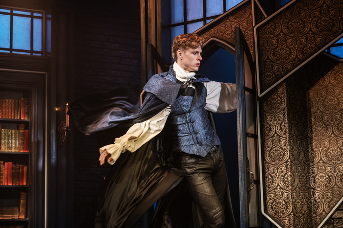 Photos: DRACULA, A COMEDY OF TERRORS At Menier Chocolate Factory Image