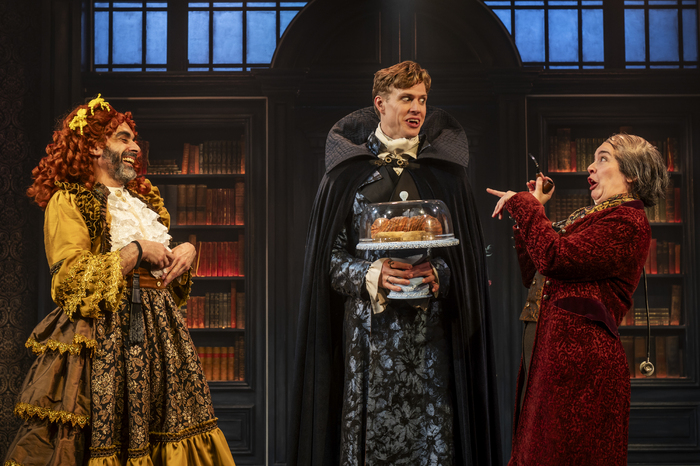 Photos: DRACULA, A COMEDY OF TERRORS At Menier Chocolate Factory Image
