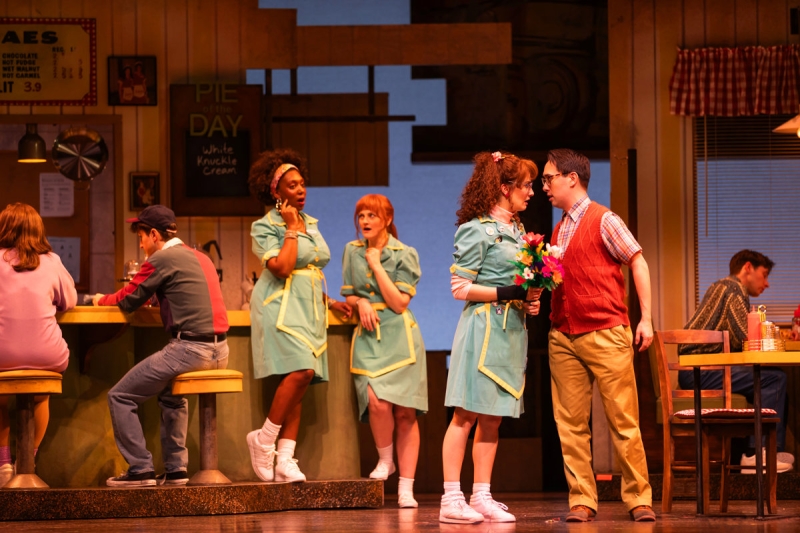 Review: WAITRESS at The 5th Avenue Theatre Image
