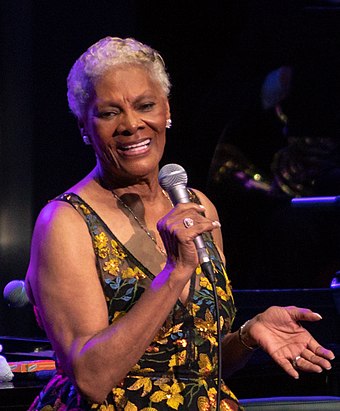 Review: Legendary Dionne Warwick Returns to her Hits at Westbury Music Fair  Image