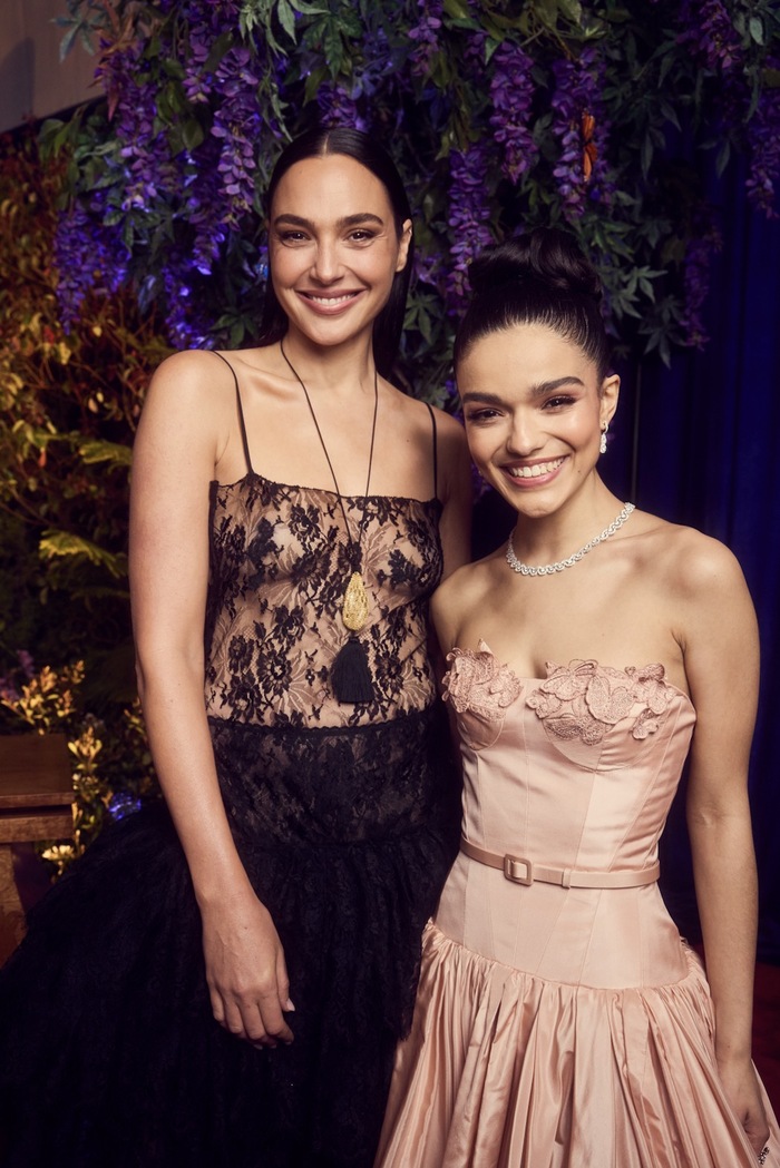 Photos: SNOW WHITE Premiere with Rachel Zegler, Gal Gadot & More  Image