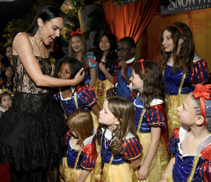 Gal Gadot attends the World Premiere of Disney's Snow White at El Capitan Theatre in  Photo