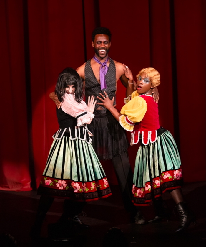 Photos: CABARET at 5-Star Theatricals  Image