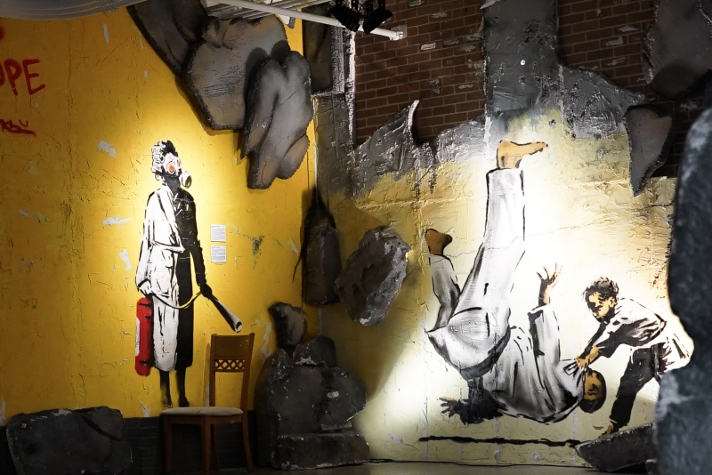 Feature: THE ART OF BANKSY WITHOUT LIMITS Makes its Vancouver Debut! Image