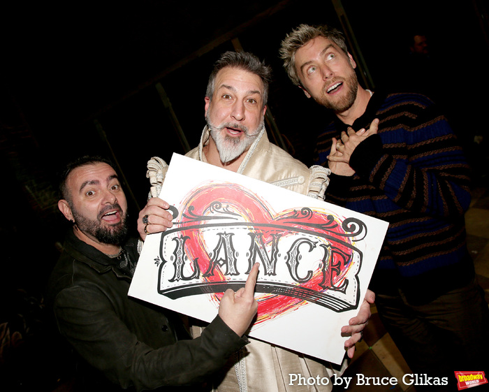 Photos: NSYNC's Chris Kirkpatrick and Lance Bass Visit Joey Fatone in & JULIET  Image