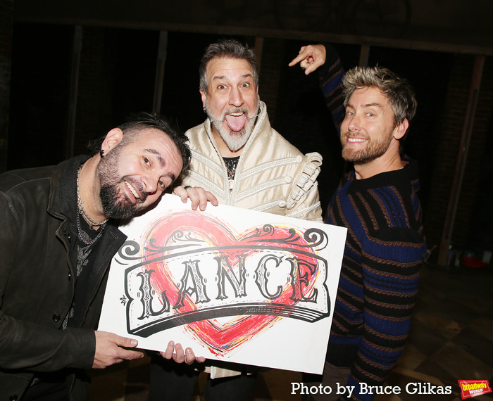 Photos: NSYNC's Chris Kirkpatrick and Lance Bass Visit Joey Fatone in & JULIET  Image